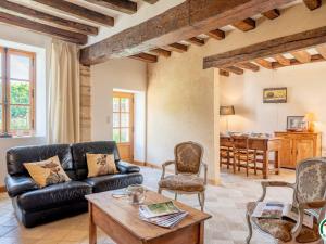 Maisons de vacances Gite Montepilloy, 3 pieces, 4 personnes - FR-1-526-30 : photos des chambres