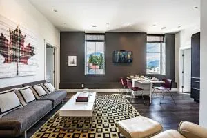 In the Heart of it All by Revelstoke Vacations - Sicamous