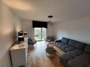 Domek przy plaży - Iznota