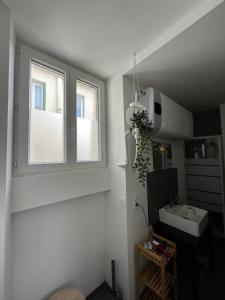 Appartements Charmant 2 pieces avec terrasse proche centre ville - Parking Gratuit a proximite : photos des chambres