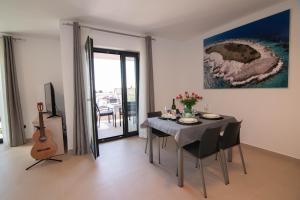 Luxury apartment Faro with sea view and swimming pool