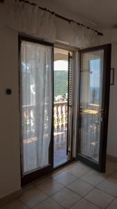 Sea view apartment