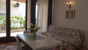 Sea view apartment