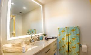 Villas at St James Place UNIT F, Luxury, Pet Friendly