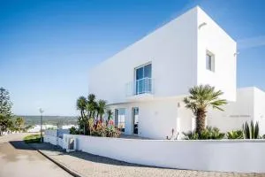 Beachside Villa 5 Bdr 6 Baths Sleeps 9plus ppl - Rogil