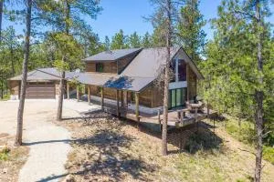 Gold Nugget Lodge Near Deadwood on 5 Wooded Acres! - Roubaix