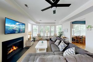 Bayside Bethany Lakes N Mill #114