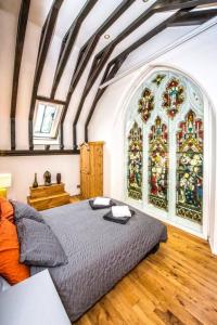 Beautiful grade II listed 4 bed Victorian Conversion - Billericay Essex