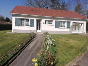 Maisons de vacances Gite de la Souche avec jacuzzi : Maison 2 Chambres