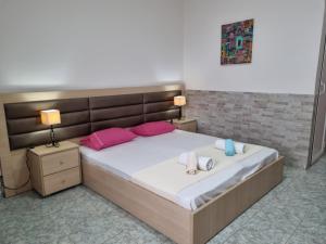 Anna Christina Apartments