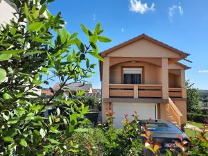 Apartment Dominik-Posedarje