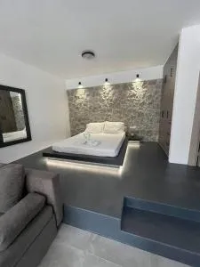 Rock N Sun - Brand new apartment in Ermioni - Ayía Ánna