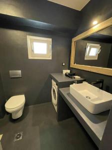 Rock N Sun - Brand new apartment in Ermioni