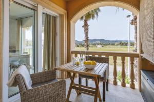 Aurora by Aguilarent