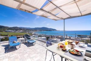 Superior Apartment with Panoramic Sea View room in Afroditi Apartments