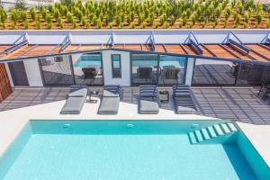 Villa Beyond the Dream