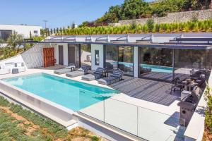 Villa Beyond the Dream