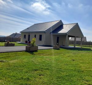 Maisons de vacances Maison de 2 chambres avec jardin clos et wifi a Coltines : photos des chambres