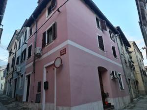 Apartma Šukalo v centru Izole - Apartment Šukalo in the Heart of Izola