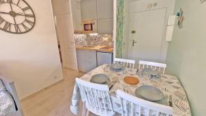 Appartements Golfe Bleu : photos des chambres