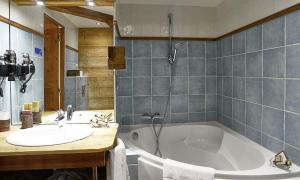 Hotels Le Moulin de Lily : photos des chambres