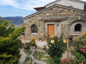 Maisons de vacances Maison de charme avec piscine et jacuzzi : photos des chambres