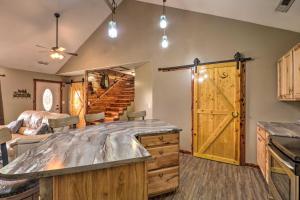 Private and Quiet Boone Terre Home with Fire Pit!