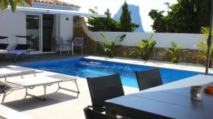 Mediterranean villa in Calpe with private pool.