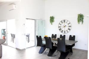 Mediterranean villa in Calpe with private pool.