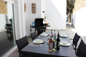 Mediterranean villa in Calpe with private pool.