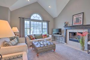 Less Than 1 Mi to Marina Family-Friendly Osage Beach Home