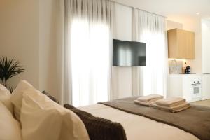 MEDINA HOMES PUENTE ROMANO