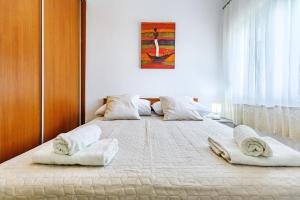 Comfort Holiday apartment Zadar  with parking and balcony