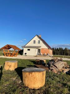 Sauna ja nelja magamistoaga Kasemäe puhketalu