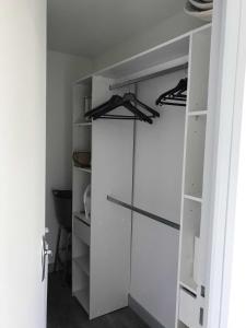 Maisons de vacances Maison avec jardin : photos des chambres