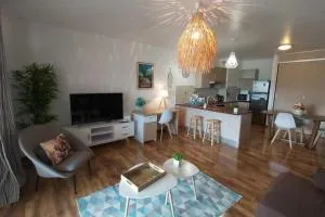 Grand appartement Vue Mer Papeete - F2 Horizons - 阿鲁埃