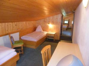 Budget Twin Room room in Pension Katharinenhof