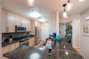 The Sanctuary - Southern Exposure B219