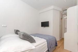 Aspalathos Old Town Residence