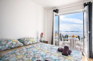 Aurora Seaview Apartment