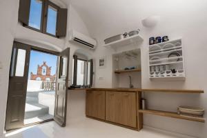 Astrea Suites "Ostria Cave Villa-outdoor Jacuzzi"