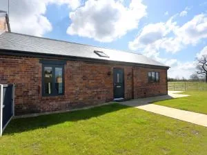 The Tyre Barn - Tilstock