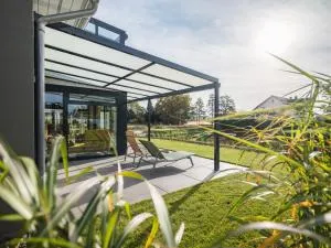 Luxus Ferienhaus für 8 Personen am See inkl. Boot - Charlottenthal