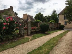 Maisons de vacances Le Petit Dauphin maison de charme en Pays de Troncais : photos des chambres