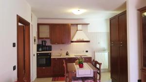 Casa Palanca 2 balcony lake view By Garda Domus Mea