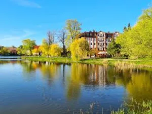 Przystań 21 - 布罗德尼察