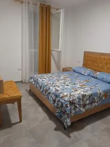 Elin Deluxe Apartment - Skataj