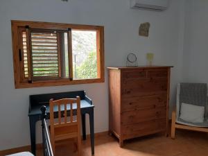 Peaceful houseon a vineyard & work friendly