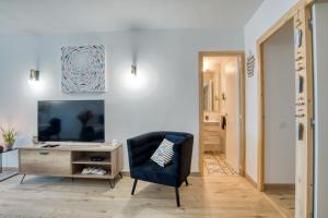 Kaminias III Apartament reformat per 4 persones a Politur a 10 minuts a peu de la Cala Rovira