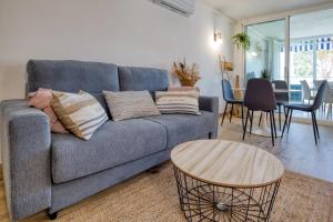 Kaminias III Apartament reformat per 4 persones a Politur a 10 minuts a peu de la Cala Rovira